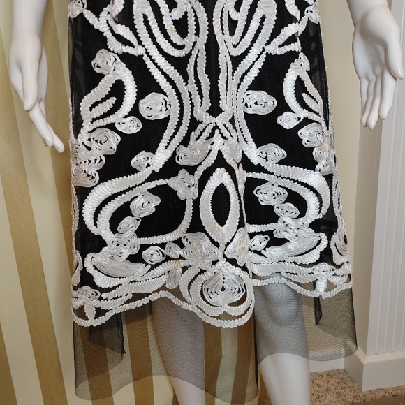 JULIA JORDAN EMBROIDERED ILLUSION COCKTAIL DRESS 12 - Picture 4 of 9
